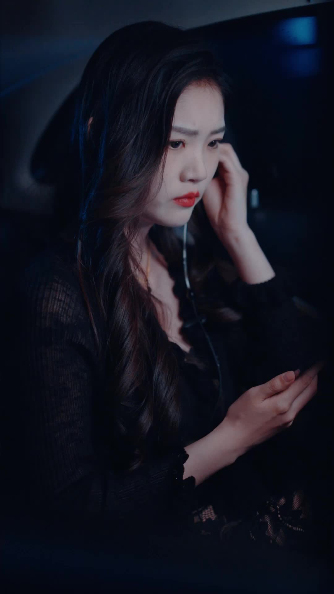 Tập 31 - Lời Yêu Giấu Kín Dưới Ánh Trăng